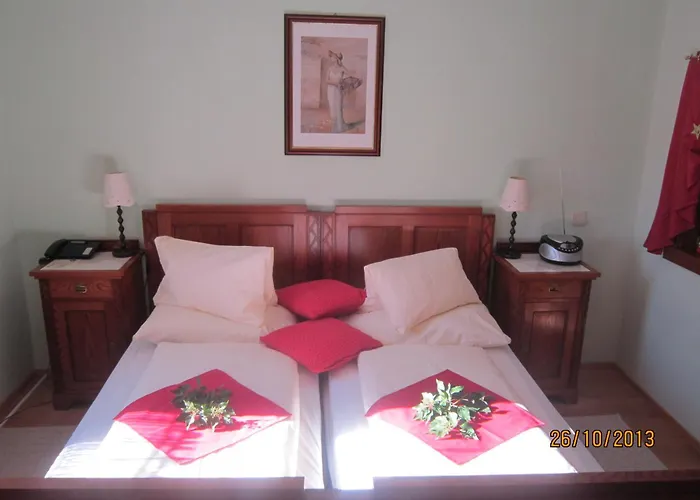Pension Landhaus Ingrid B&B Loich