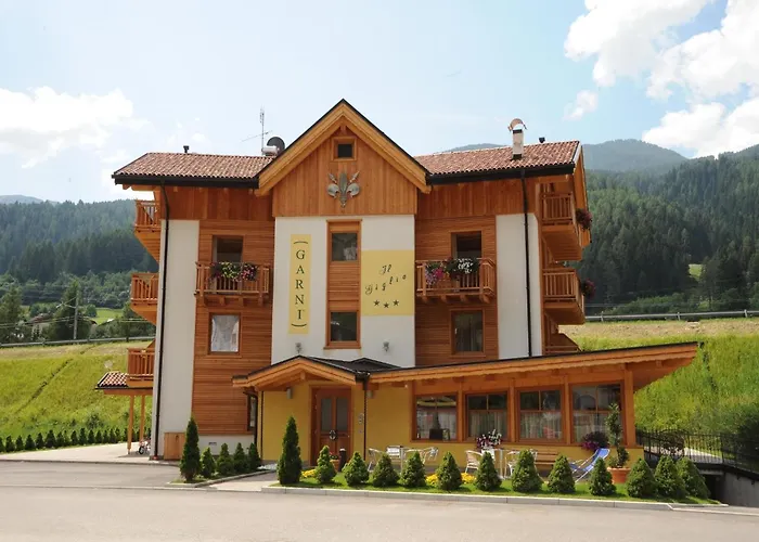 Hotel Garnì Il Giglio Commezzadura