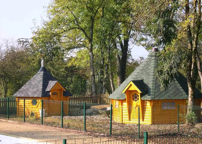 Camping de la Croix d'Arles