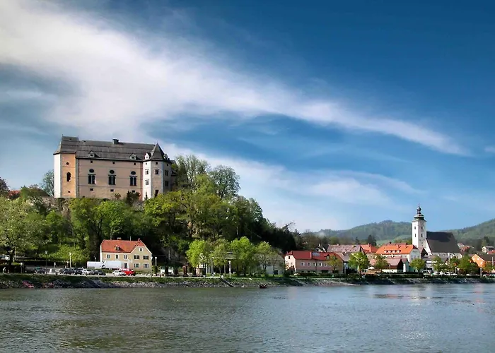 Hotel-Garni Goldenes Kreuz Grein