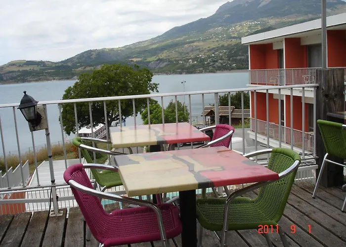 Hôtel Les Flots Bleus Savines