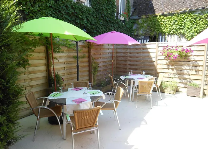 Logis - Hôtel Restaurant l'Ecu de France