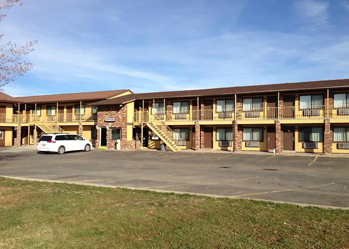 Split Mountain Motel