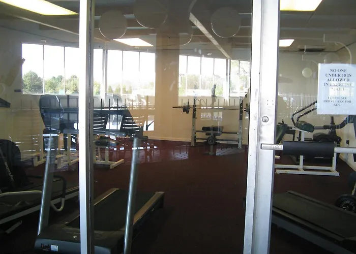 Howard Johnson By Wyndham Saint Joseph