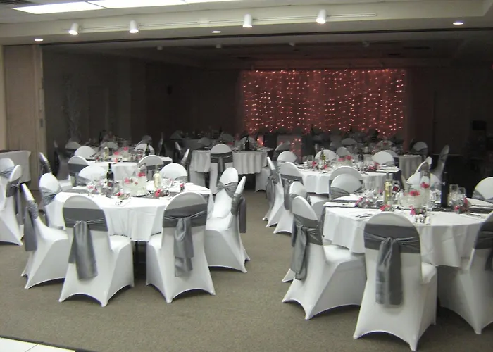 The Cedars Inn Hotel & Convention Centre