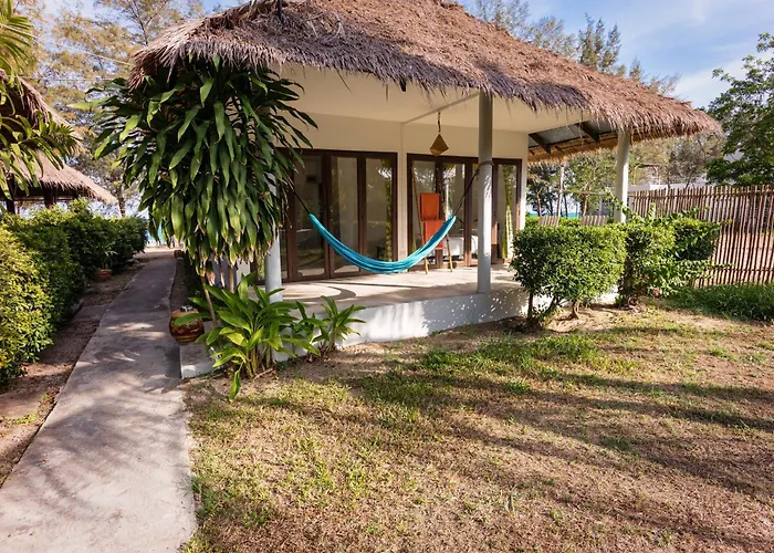 Mumsa Beach Resort & Restaurant