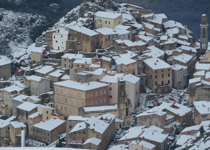 Hotel A Spelunca à Speloncato 