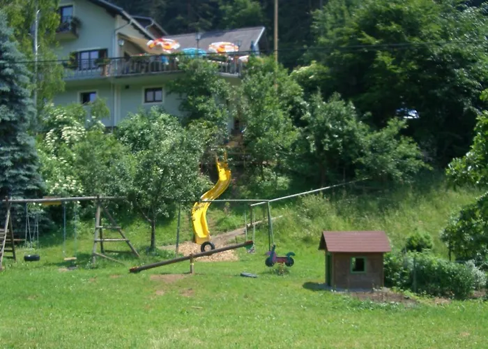 Gasthaus - Gästehaus Schusterbauer Rein