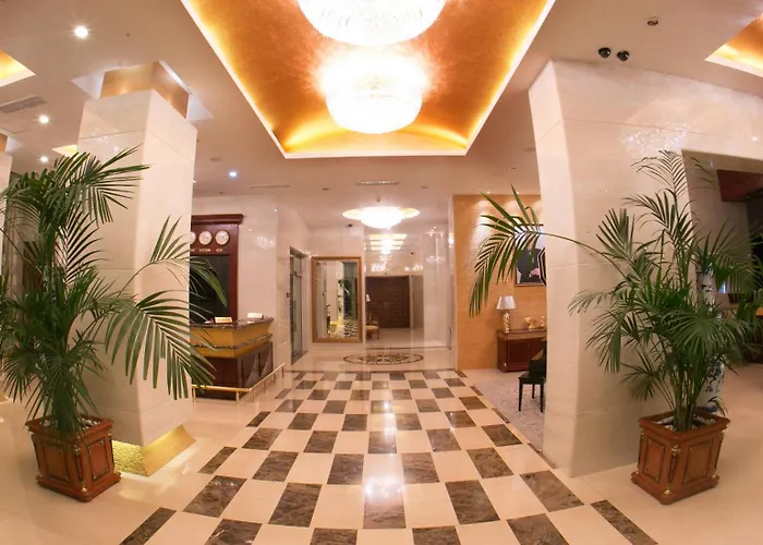 Golden Coast Hotel
