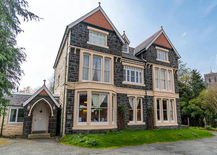 Dolafon Guest House