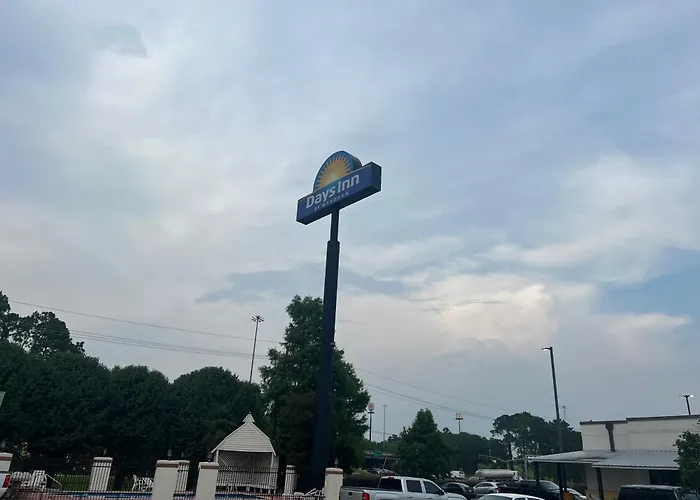Days Inn By Wyndham Denham Springs-Baton Rouge East