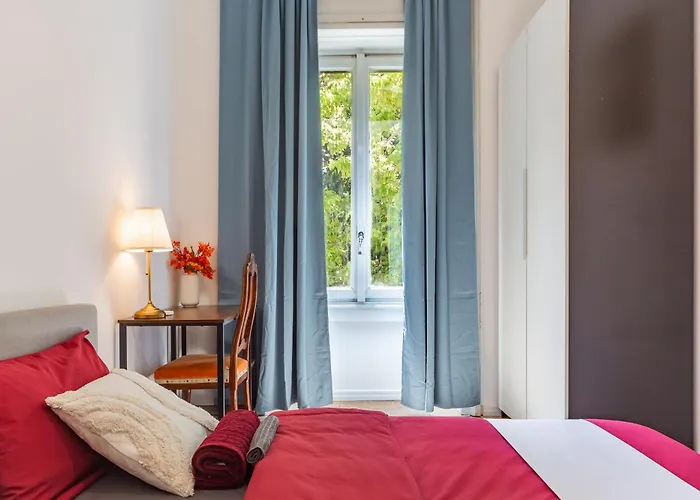 Rosa Rooms