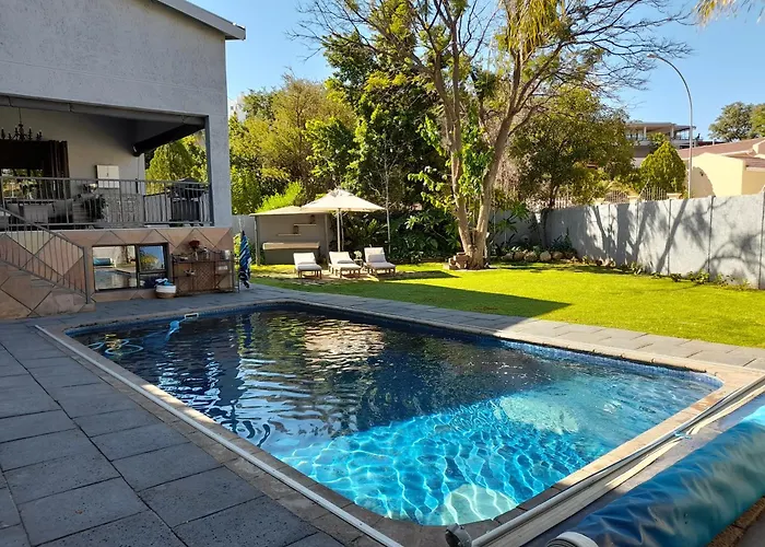 Safari Villa Botique
