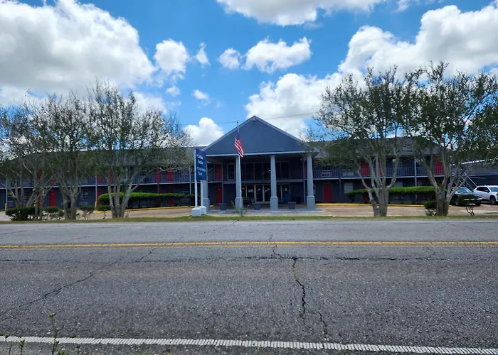 Red Carpet Inn -