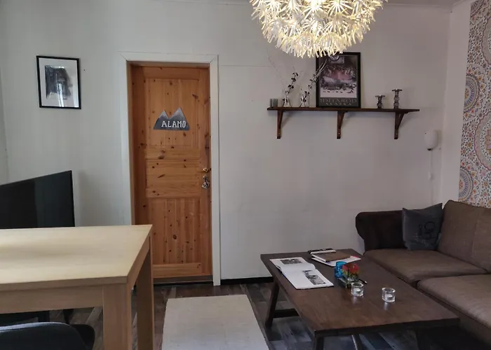 Husky Lodge Hostel
