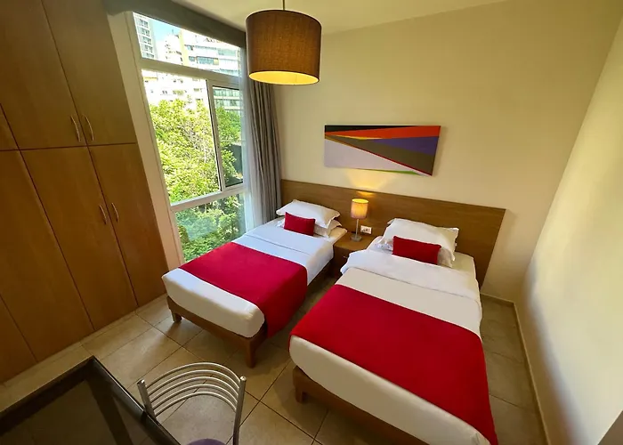 The Smallville Xpress Beyrouth