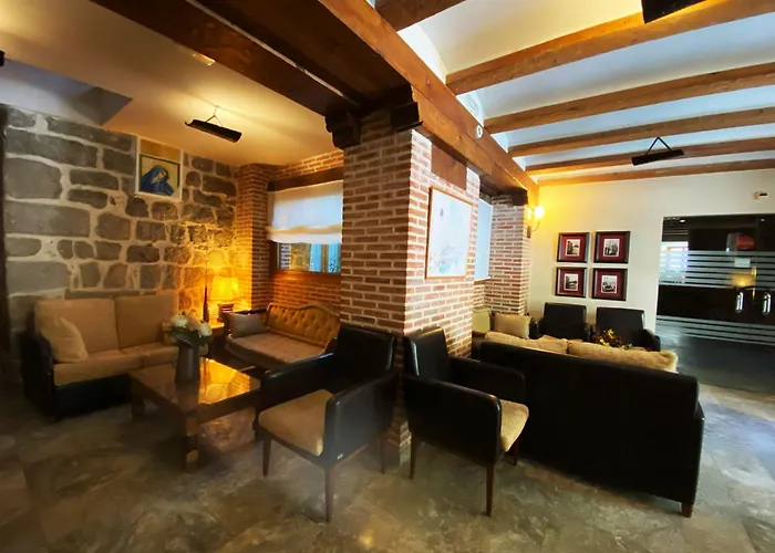 Hotel El Rastro - Palacio Duque De Tamames - Ávila