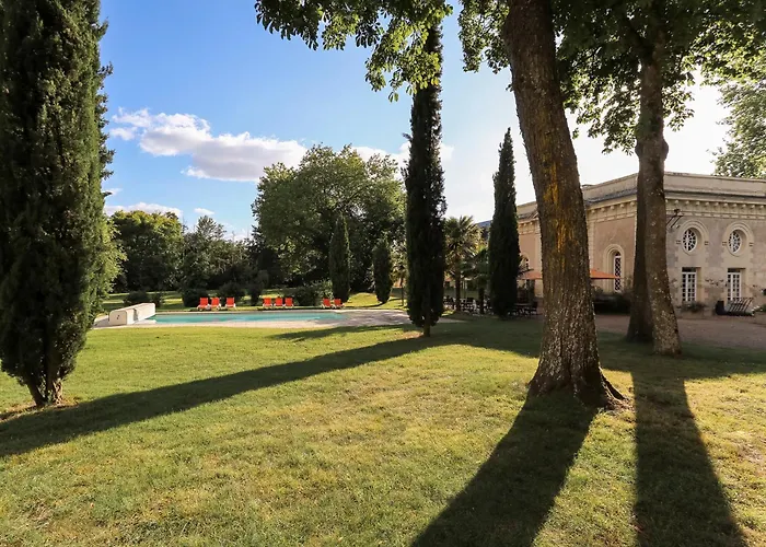 Hôtel Chateau Golf des Sept Tours by Popinns