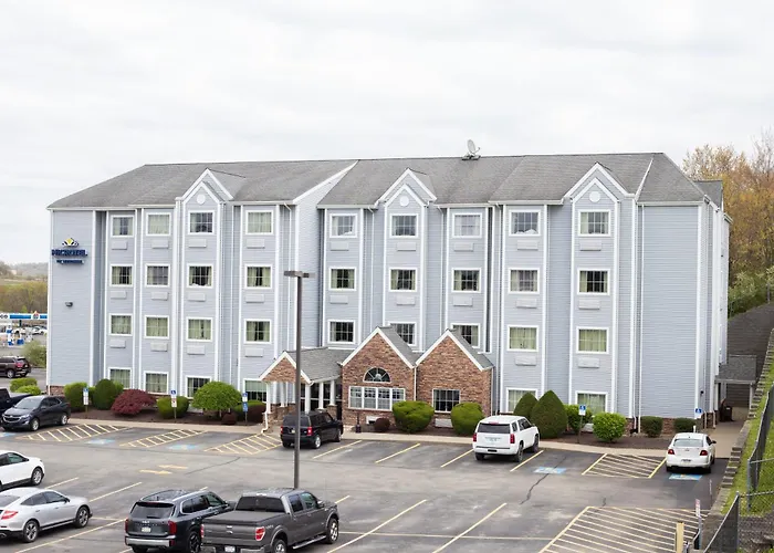 Microtel Inn & Suites By Wyndham Waynesburg