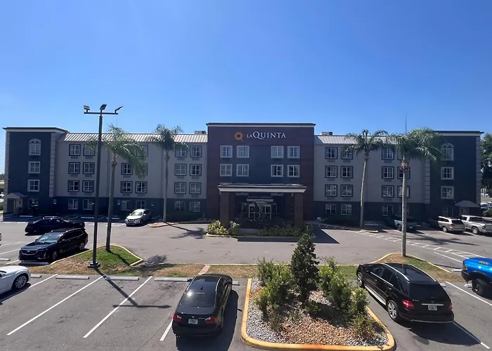 La Quinta By Wyndham East