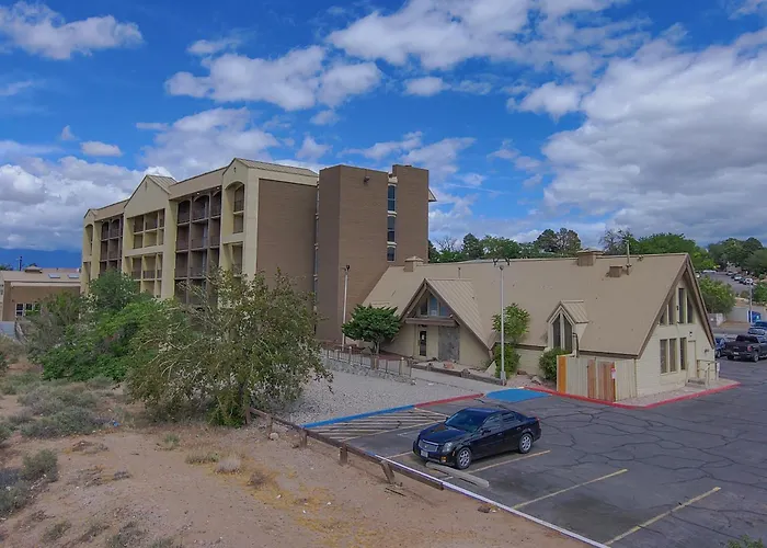 Hotel 505