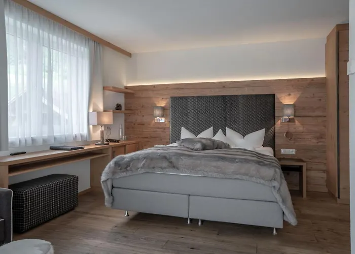 Post Hotel Paznaun