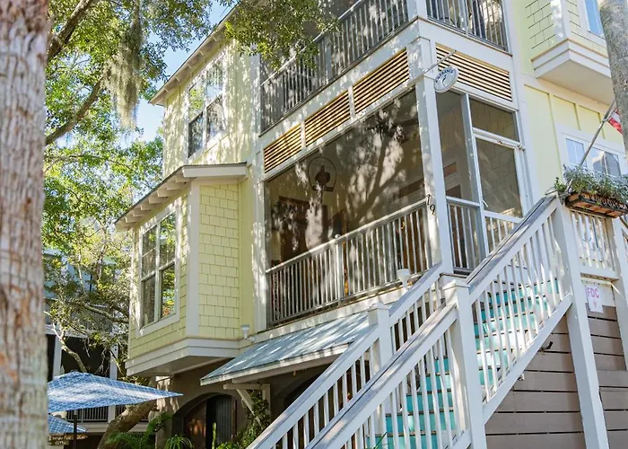Water'S Edge Inn - Adults Only