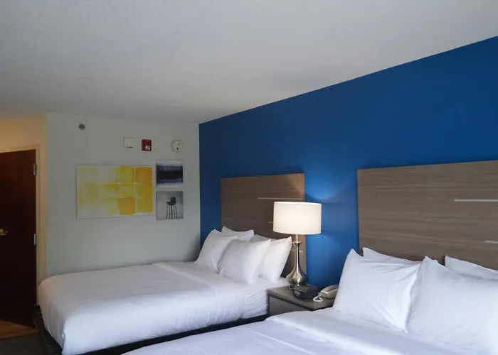 Comfort Inn & Suites -Hershey North