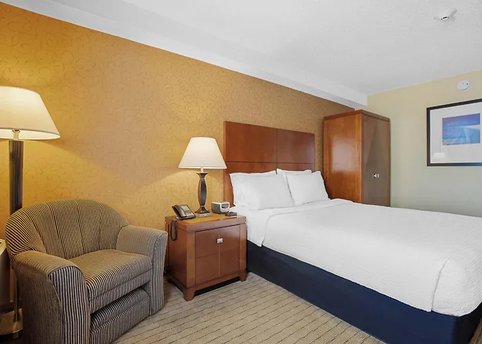 Sandman & Suites London Downtown