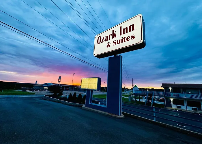 Ozark Inn And Suites