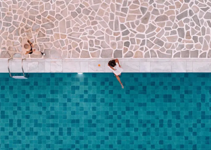 Pnoi Hotel