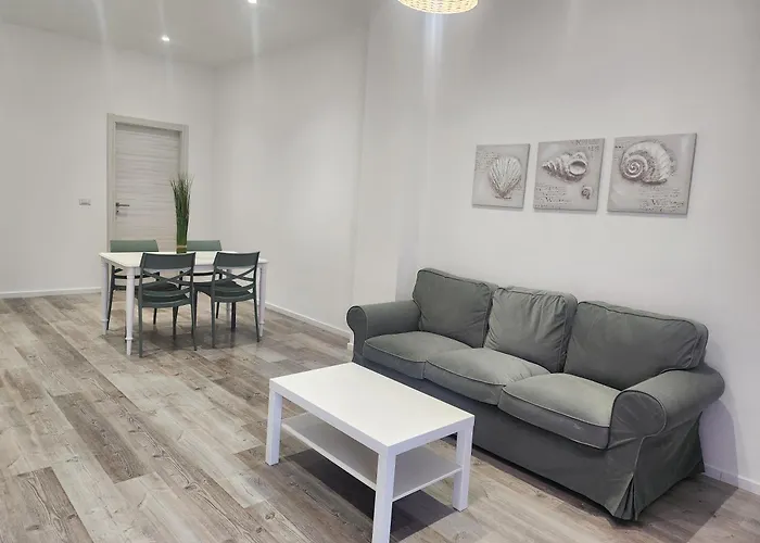 Orange Boutique Rooms
