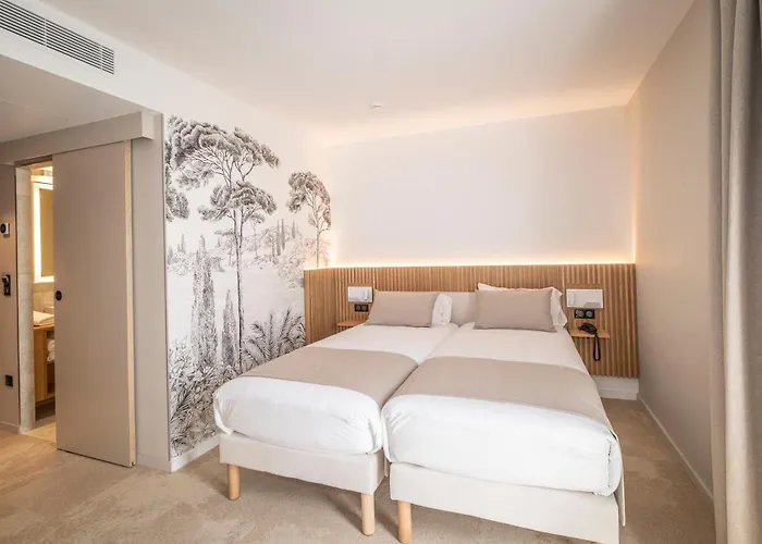 Hotel The Originals Relais d’Aubagne 