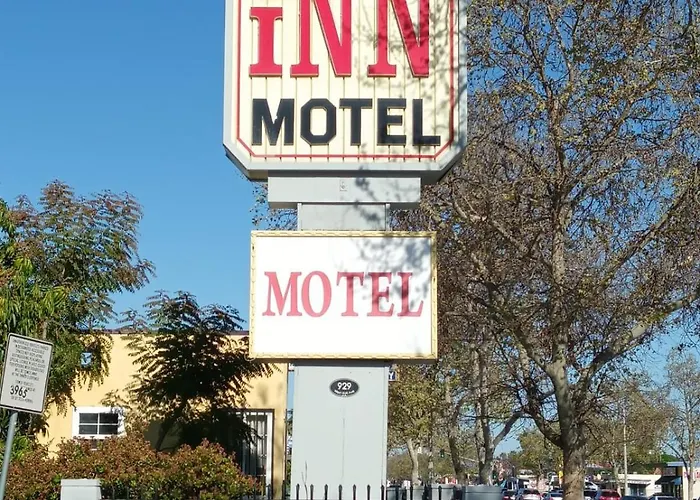 Pomona Inn