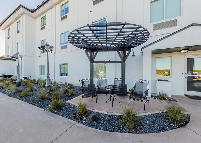 Blanco River Hotel