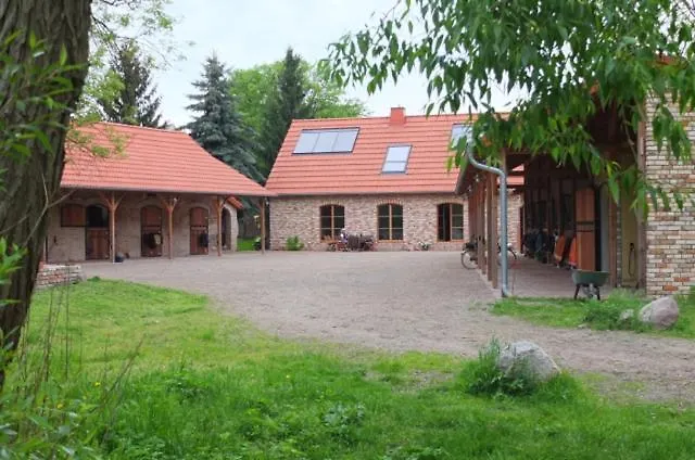 Stilvolle Gästezimmer auf romantischem Pferdehof