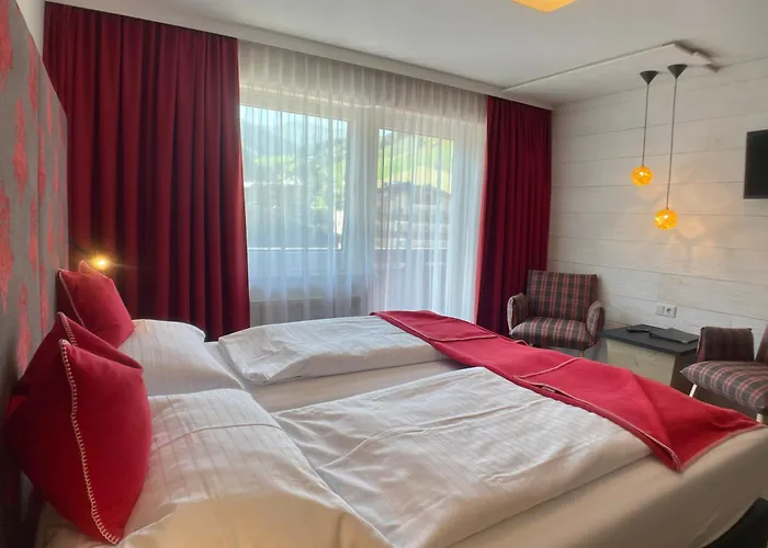 Hotel Alpenblick Saalbach-Hinterglemm