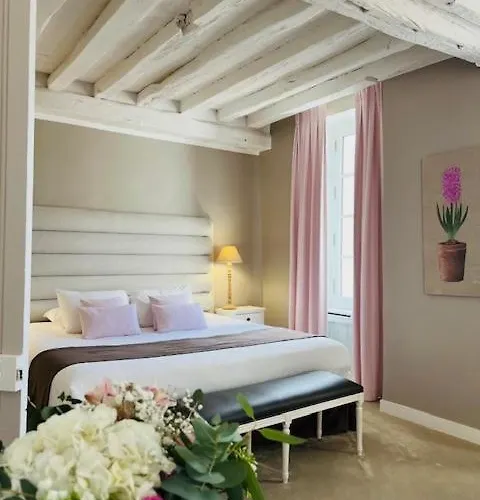 Hôtel Saint-Laurent, The Originals Relais