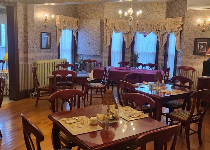 Cranberry Cove Inn