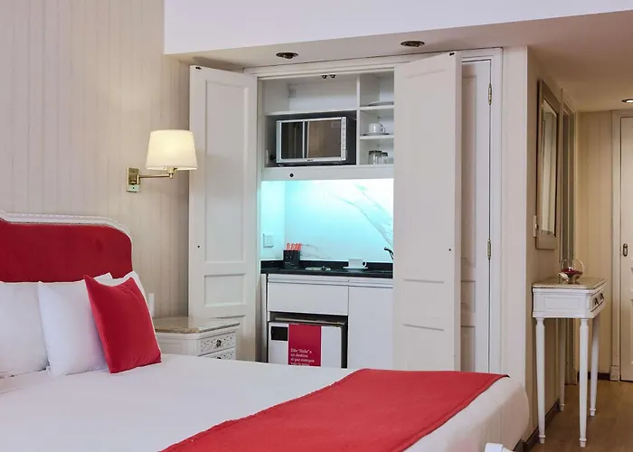 Ramada By Wyndham Centro