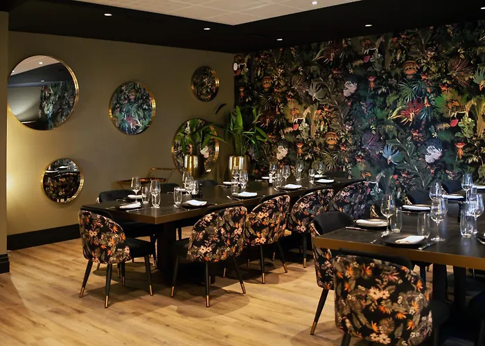 The Originals Boutique, La Maison Rouge, Lens Ouest