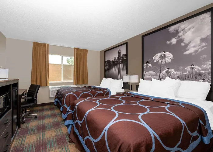 Super 8 By Wyndham