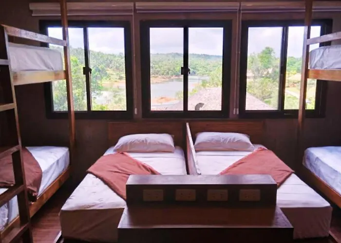 Sofia'S Lake Resort