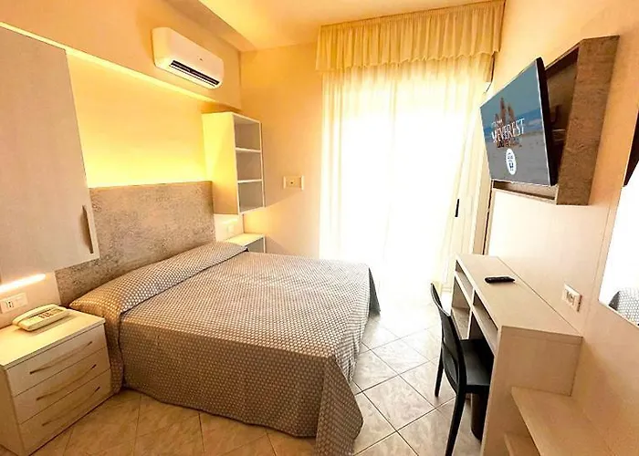 Hotel Everest Cervia