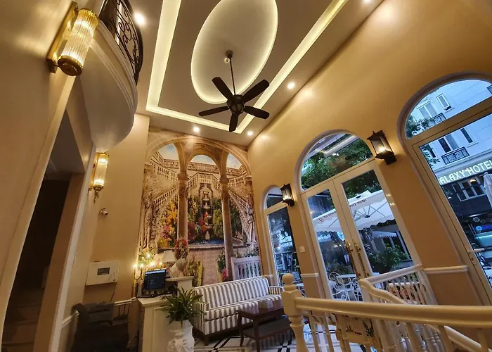Saigon By Night Luxury