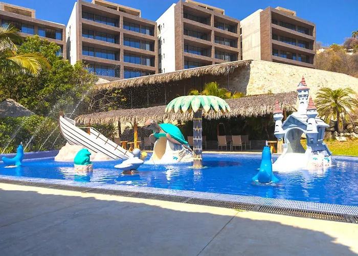 Coral Blue Huatulco All Inclusive