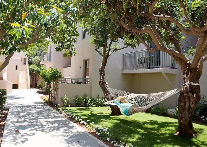 Sundance Apartments & Suites