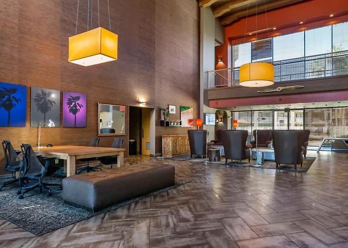 Best Western Plus Scottsdale Thunderbird Suites