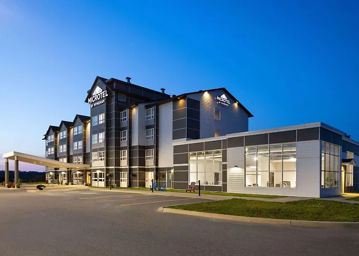 Microtel Inn & Suites By Wyndham Kirkland Lake