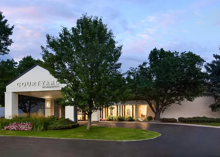Courtyard By Marriott Fort Collins